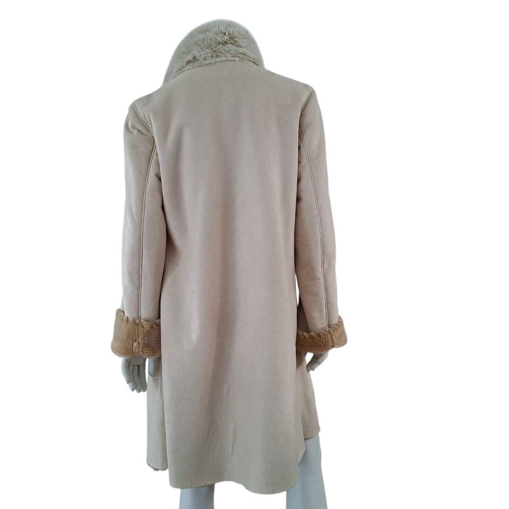 Elegant Vegan Cream Women's Coat Faux Fur & Faux Suede - Picture 7 of 13